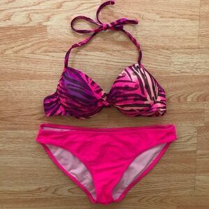 Bikini top and bottoms